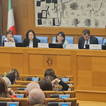 "Riflessioni e Azione: Echi del Convegno sul Femminicidio.