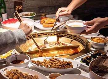 Shoo Loong Kan Milano: per l’autentico hot pot del Sichuan è già food mania