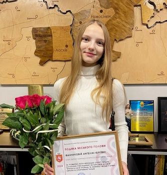 Ad Angelina Ivannikova 16 anni ucraina dal Volyn Coppa europea di danza sportiva